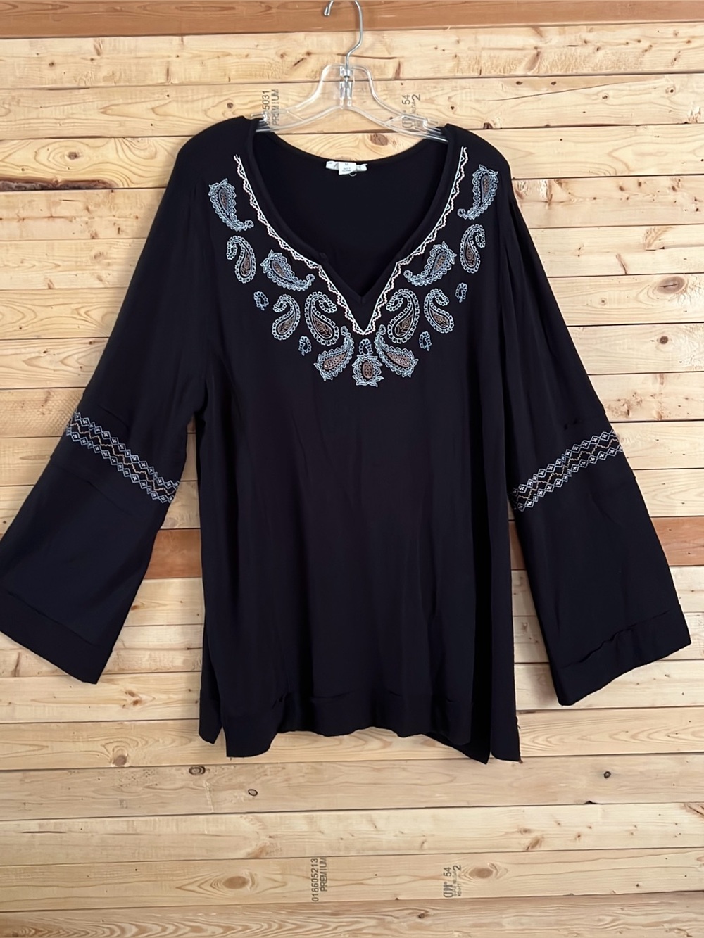 Style & Co Women’s Black Embroidered Long Flare Sleeve Stretch Tunic Top size XL
